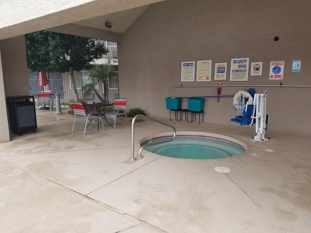 Infinity Inn & Suites Tempe Exterior foto